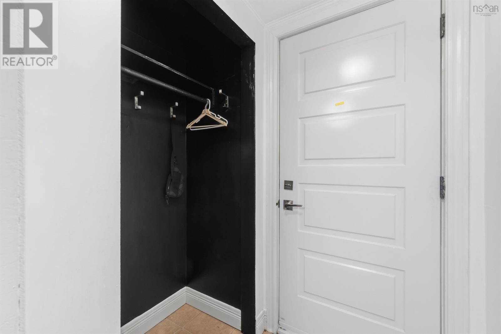 5 Apollo Court - 4