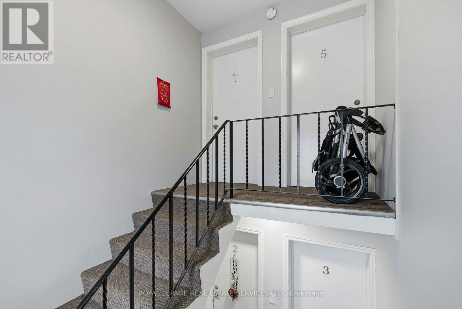 1028 JOHNSON STREET - 30