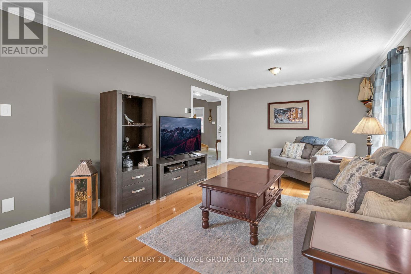 73 STOLLAR BOULEVARD - 16