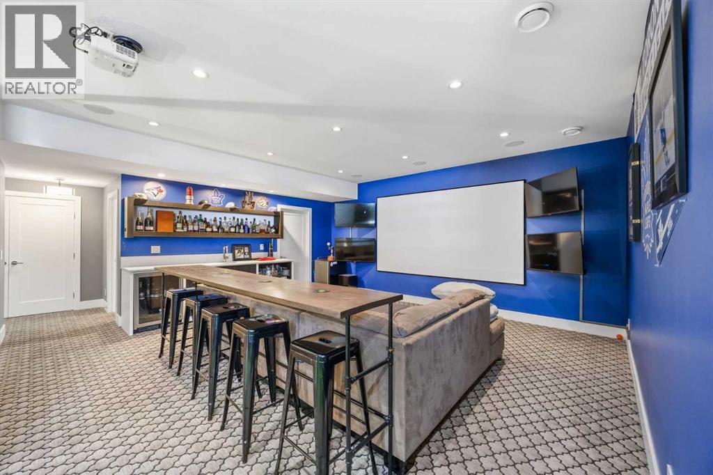 Built-in bar