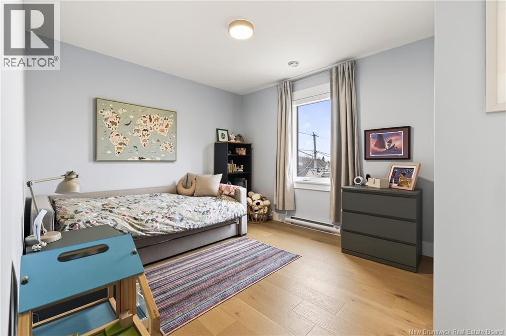 458 Gaspé Street - 23