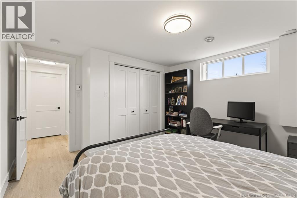 458 Gaspé Street - 34