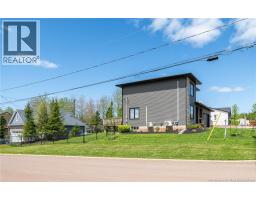 458 Gaspé Street, Dieppe, NB E1A6V8 Photo 37