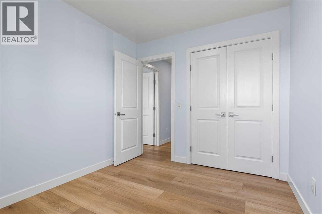 55 Whitehaven Crescent NE - 30