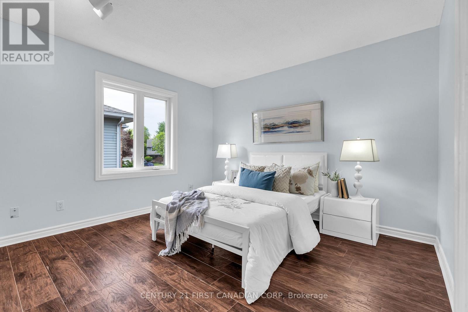 1 CAITHNESS COURT - 32