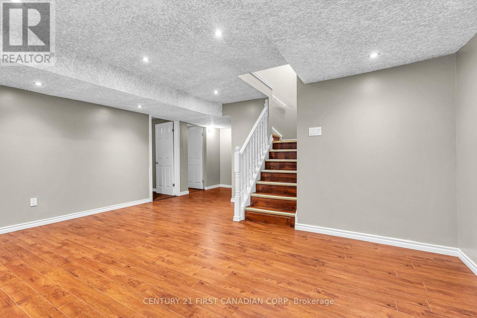 1 CAITHNESS COURT - 35