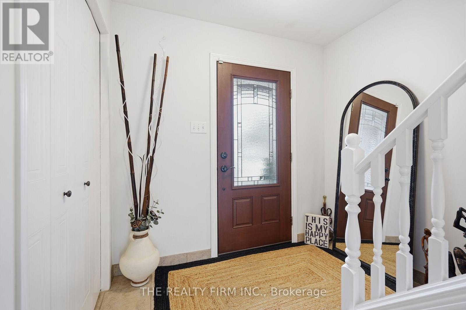 815 DEVERON CRESCENT - 4
