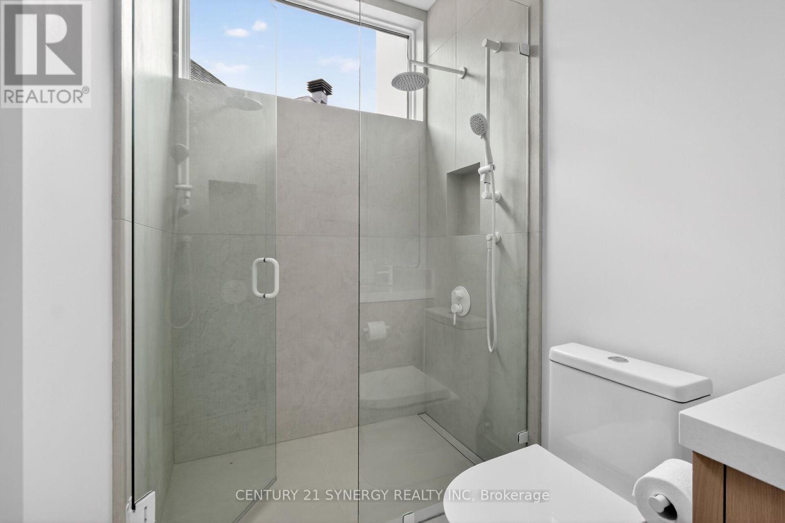 45 INVERNESS AVENUE - 23