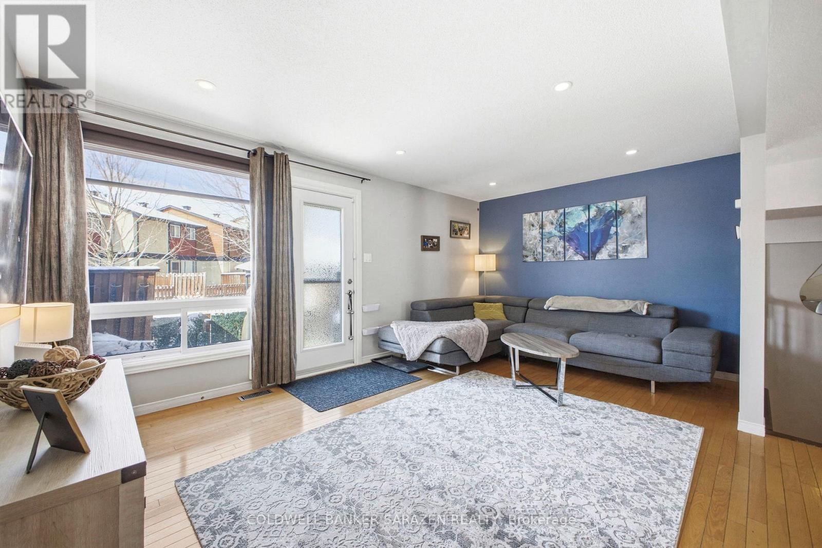 161 MCCLINTOCK WAY - 13