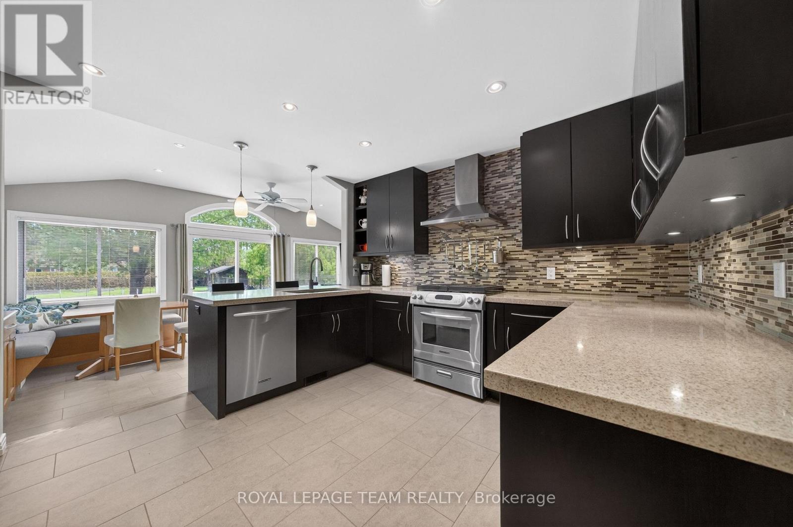 46 FORTUNE STREET - 15