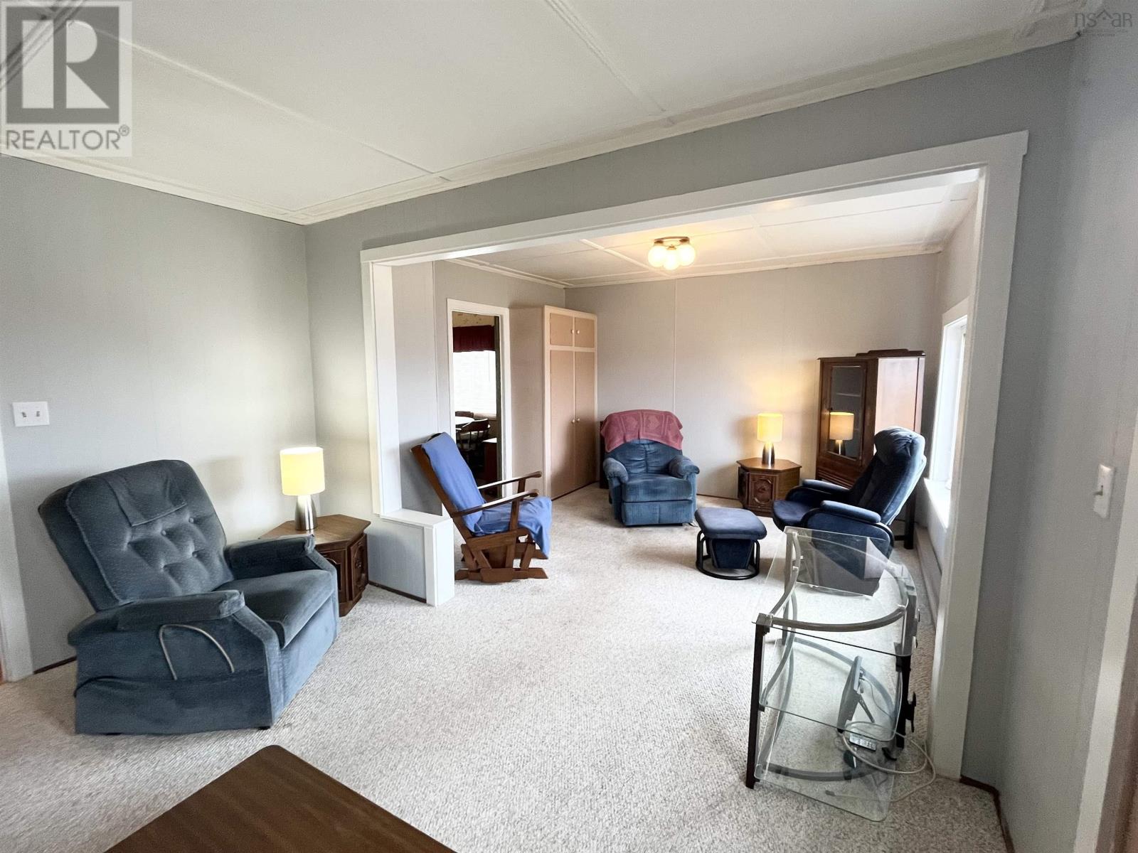 Property 12 of 27 of 43 Hibbert Street
