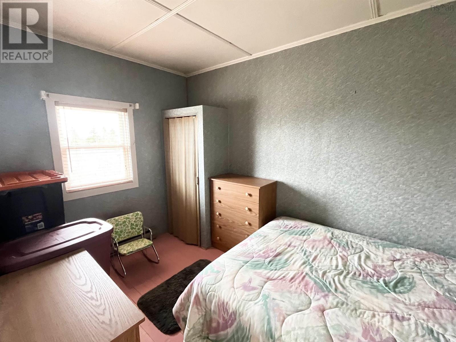 Property 13 of 27 of 43 Hibbert Street