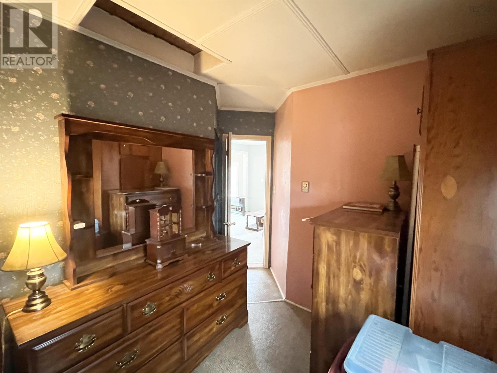 Property 16 of 27 of 43 Hibbert Street