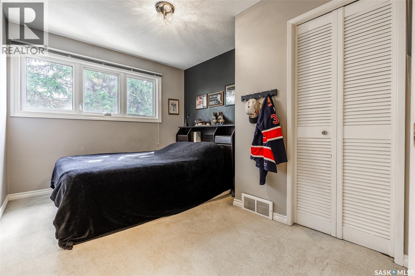 161 Columbia DRIVE - 16