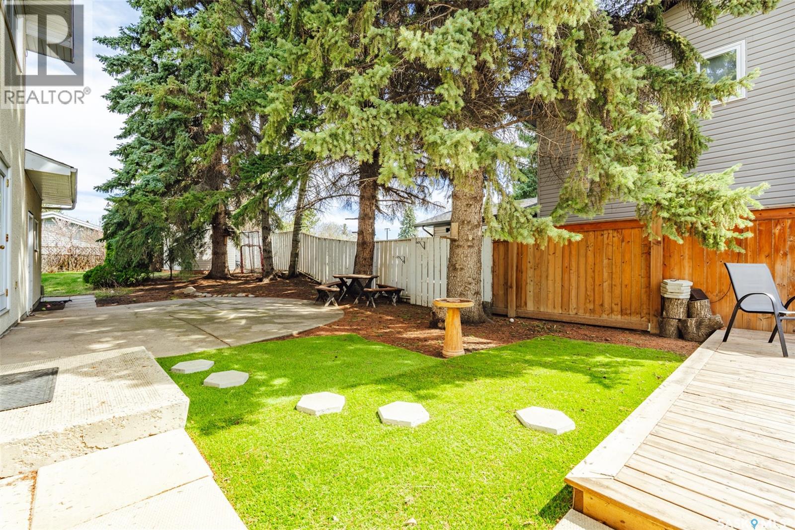 161 Columbia DRIVE - 35
