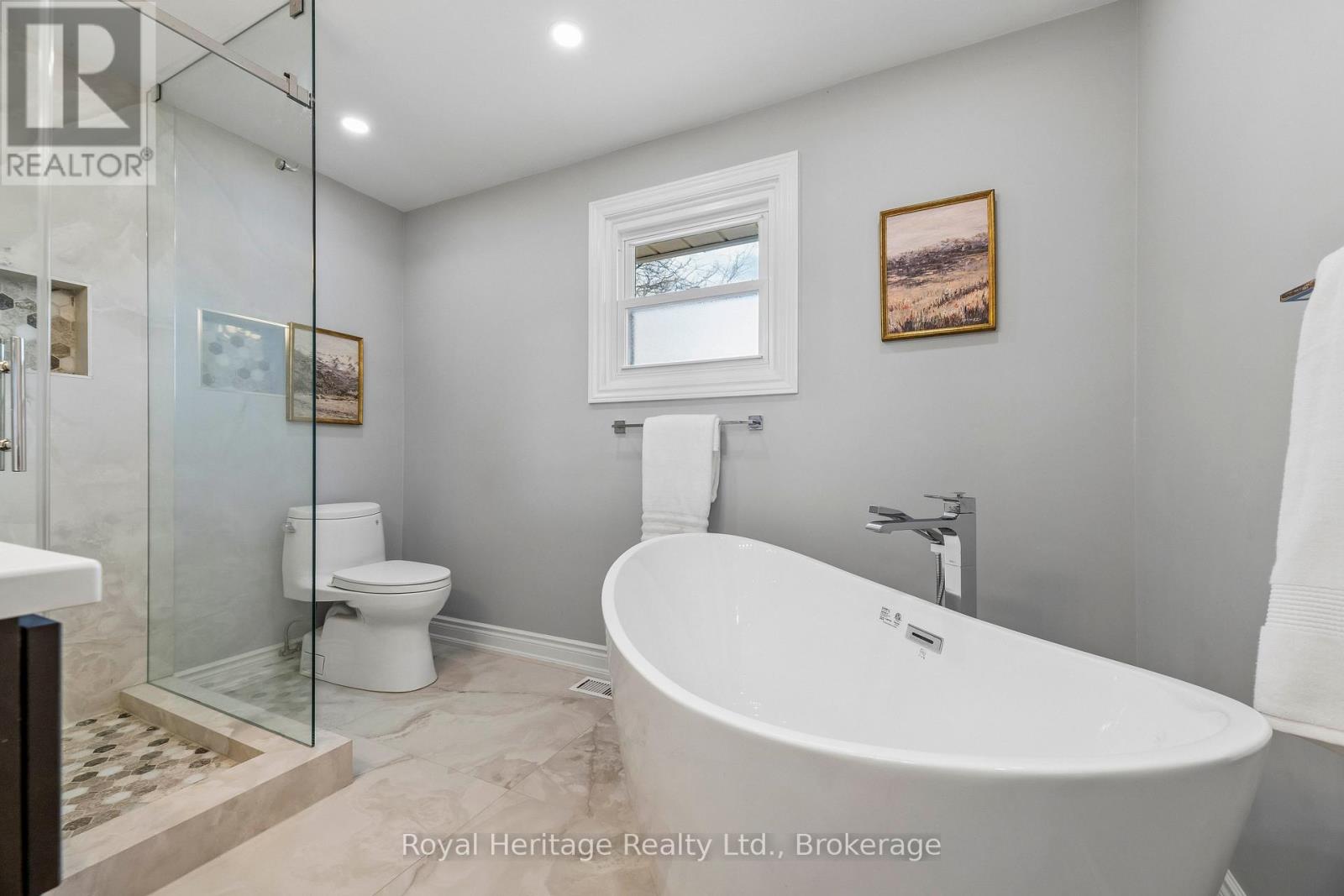 232 BEATRICE STREET W - 26