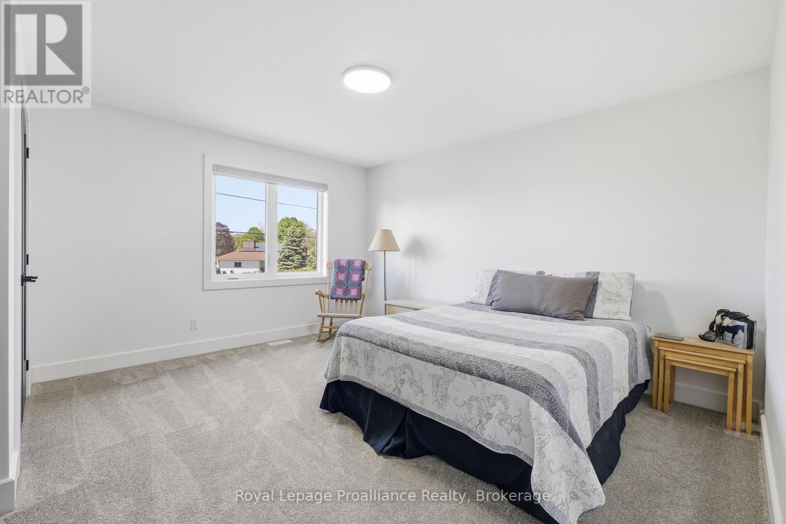 52 FRASER DRIVE - 32