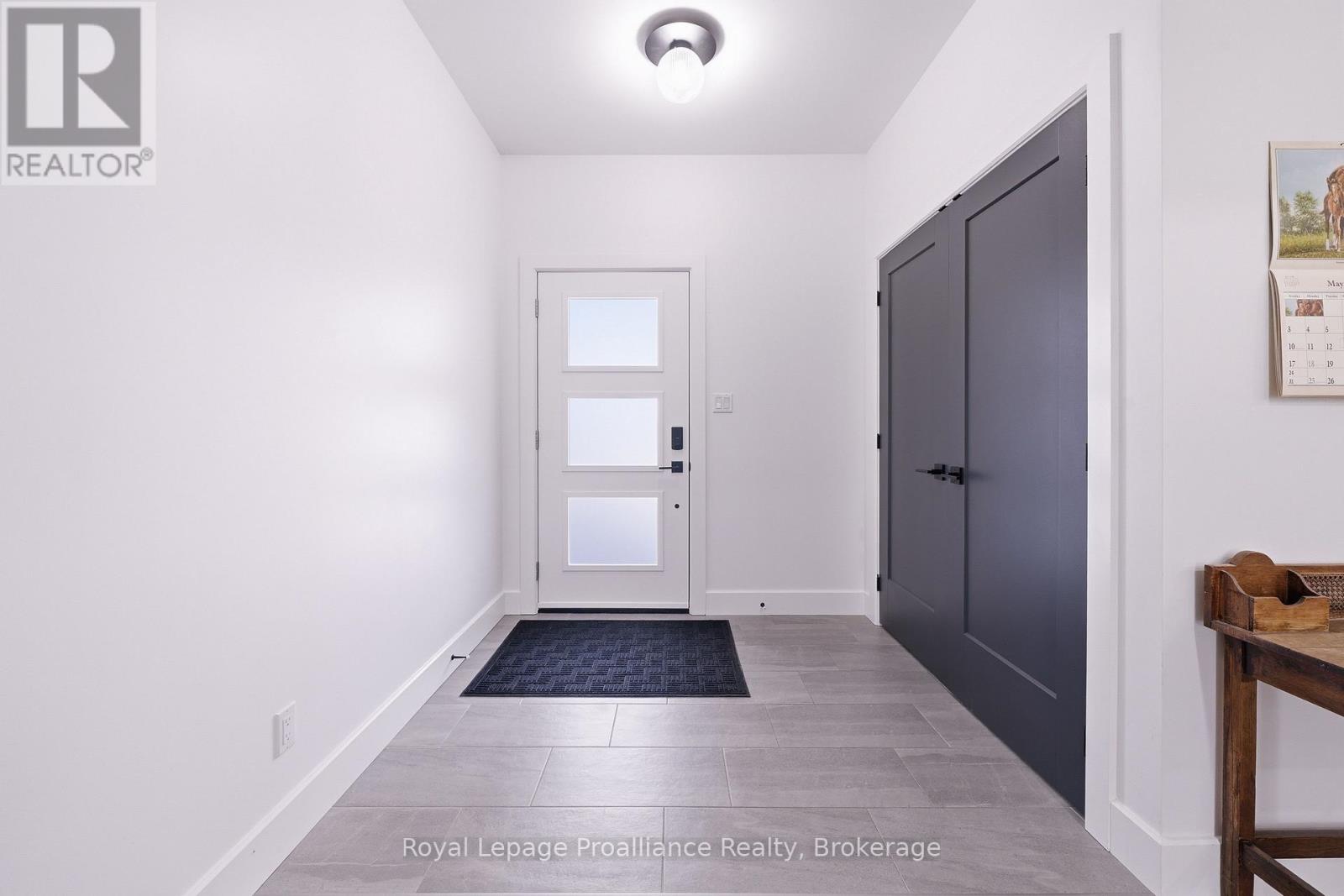 52 FRASER DRIVE - 8