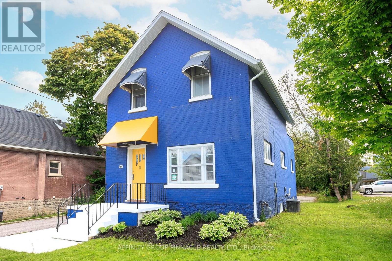 221 KENT STREET W - 1