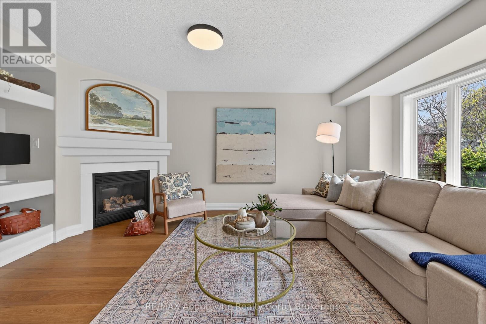 2385 GUILDSTONE CRESCENT - 10