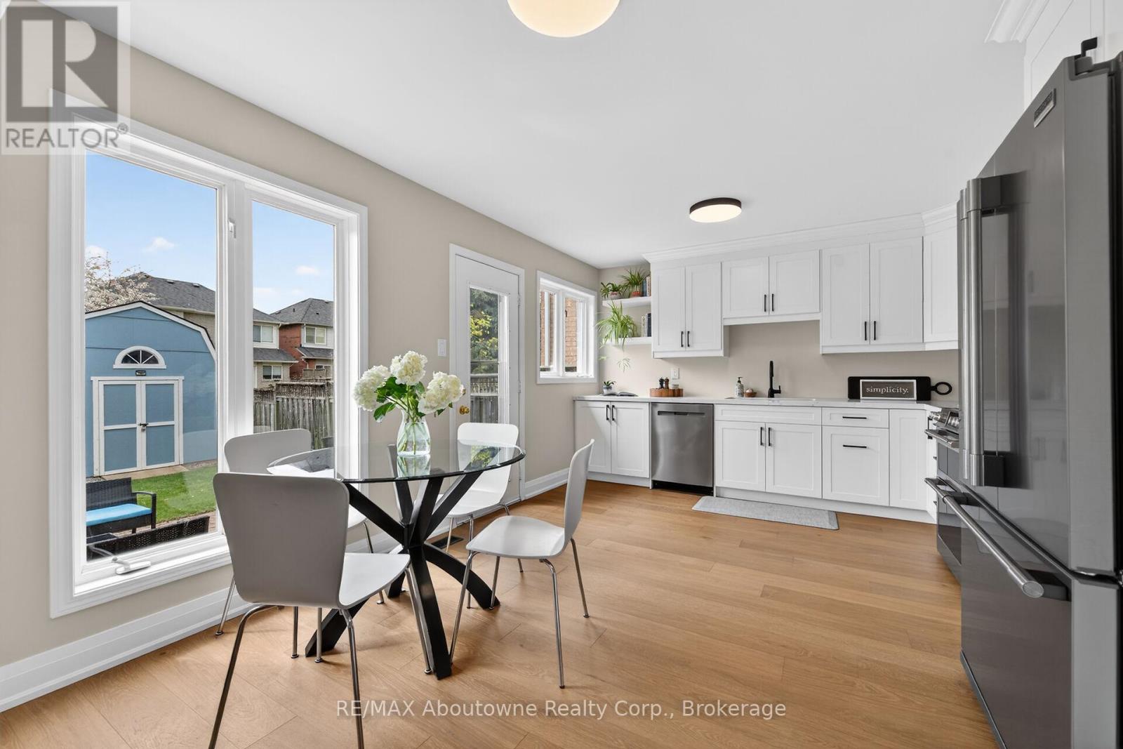 2385 GUILDSTONE CRESCENT - 7