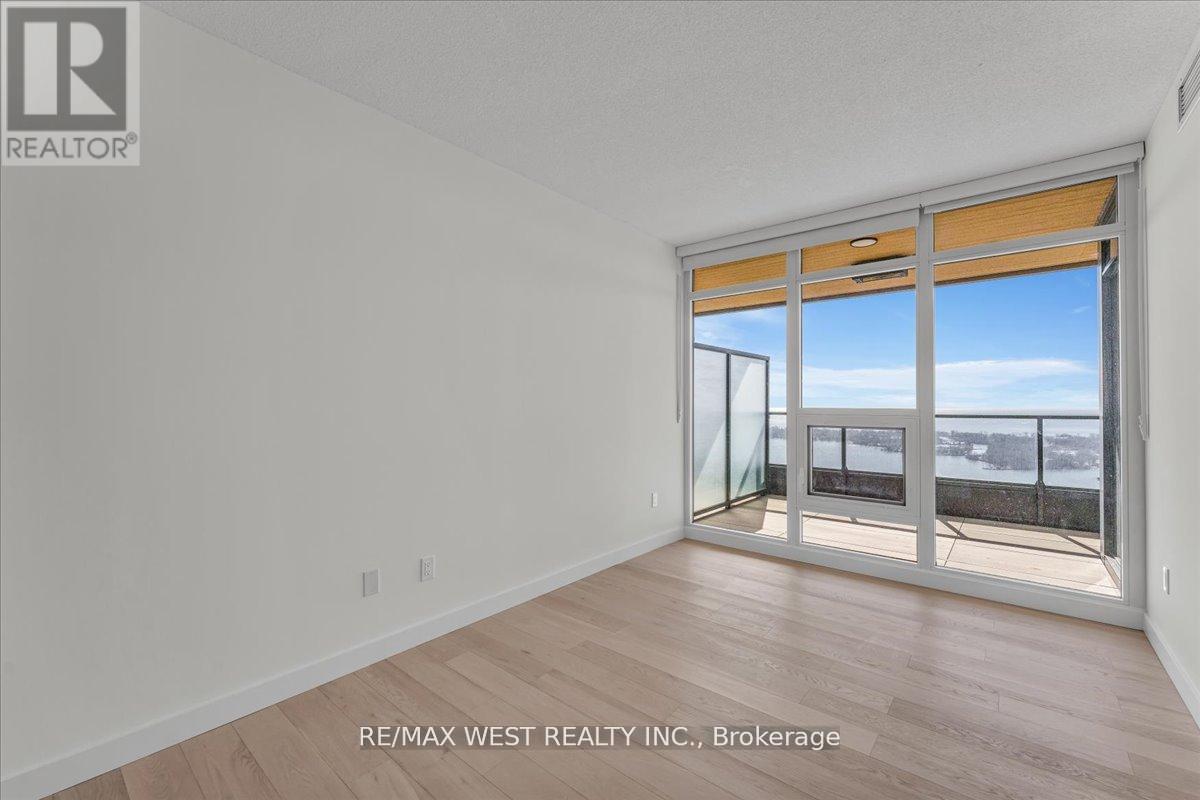 #5709 1 CONCORD CITYPLACE WAY - 35
