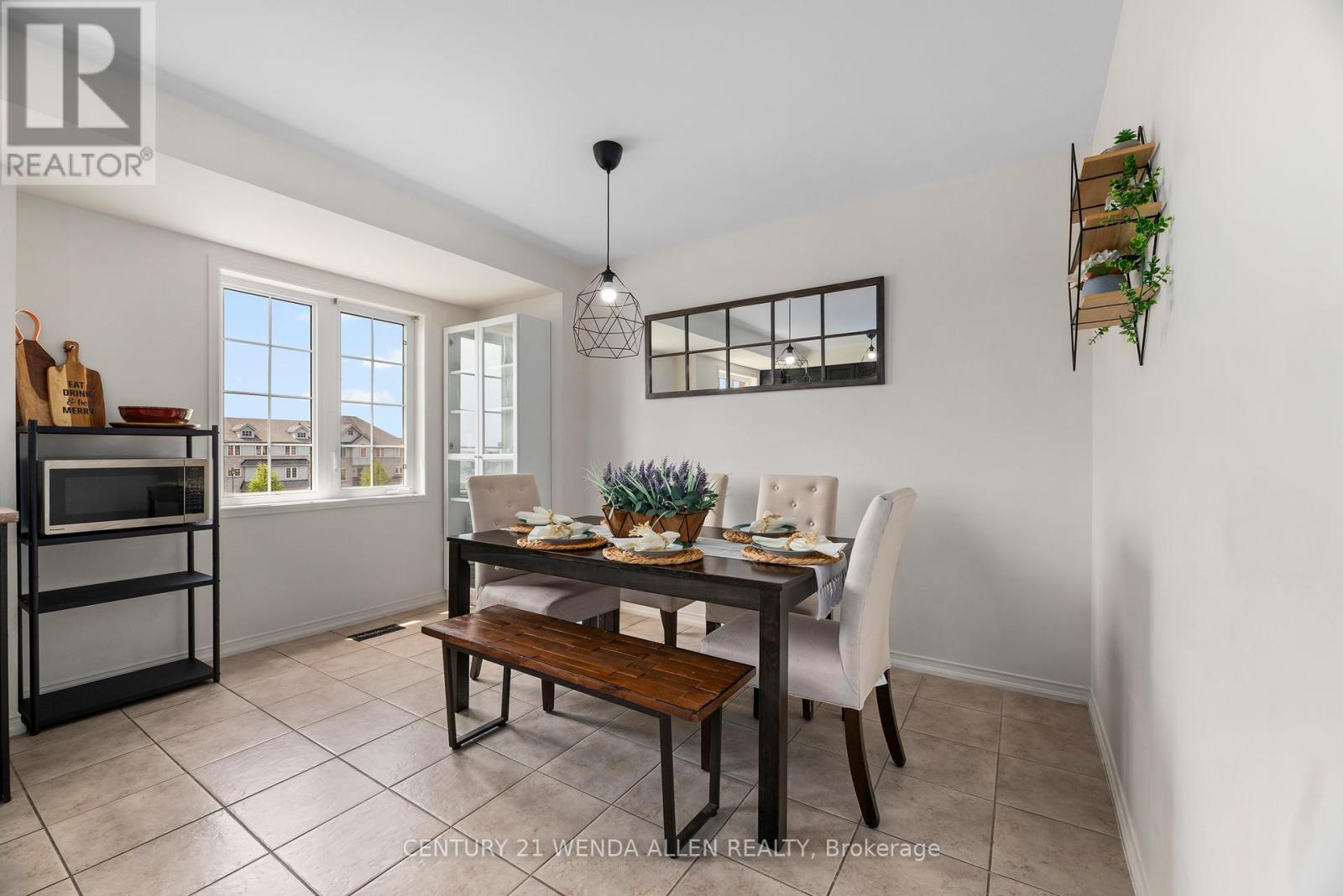 112 GOSS LANE - 23