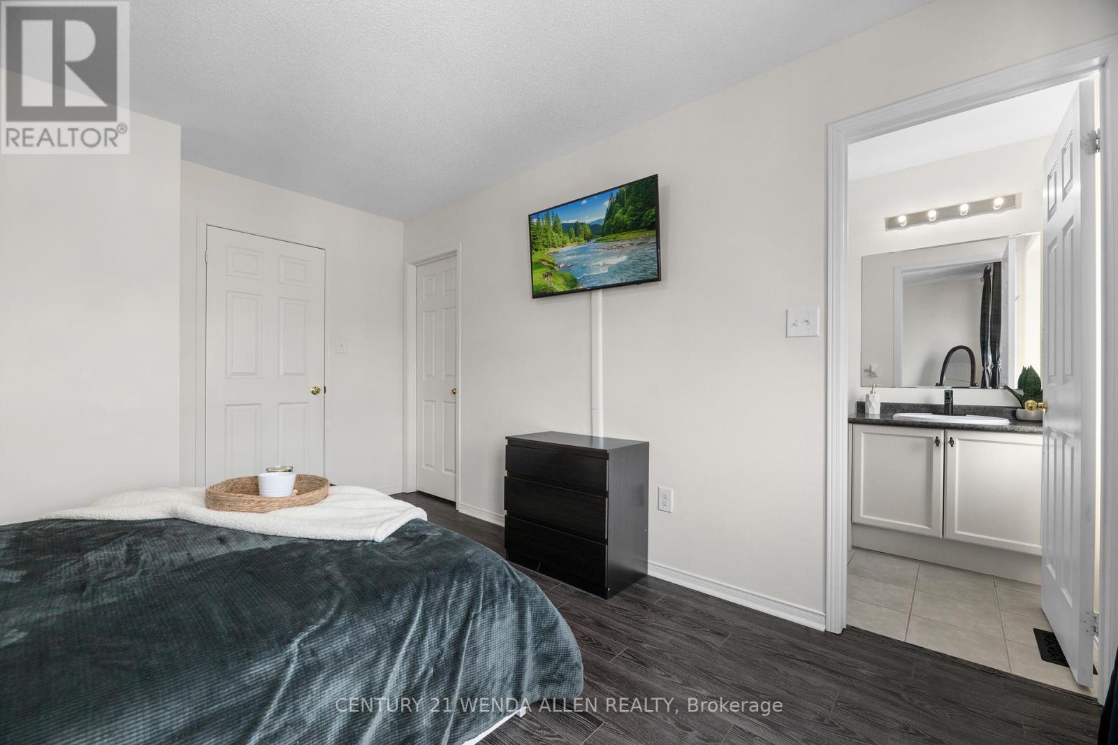 112 GOSS LANE - 27