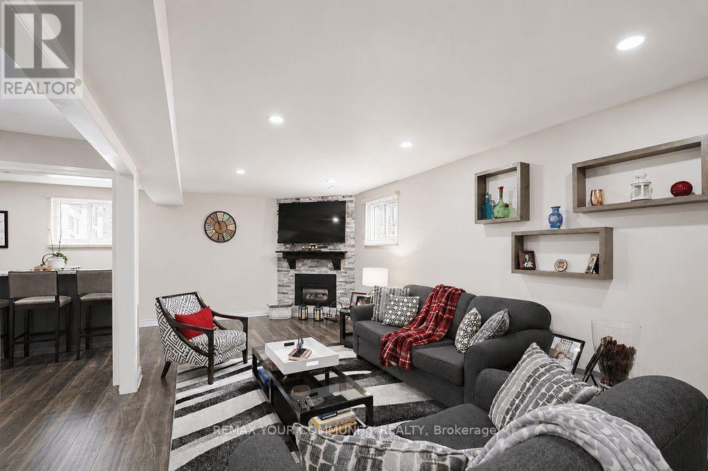 103 MUIR CRESCENT - 26