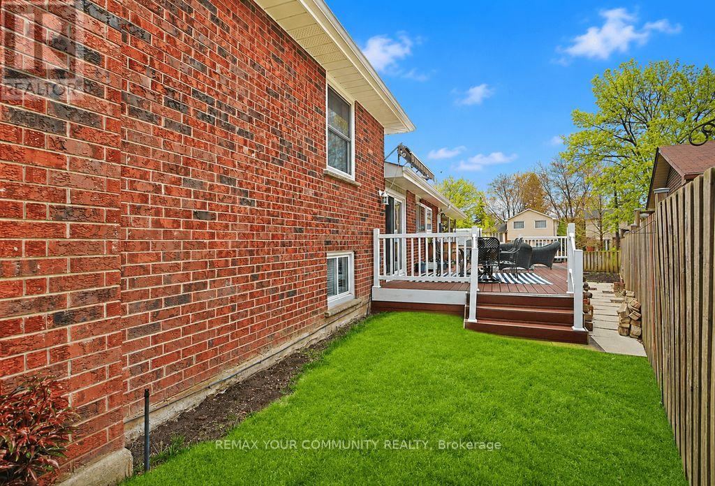 103 MUIR CRESCENT - 40