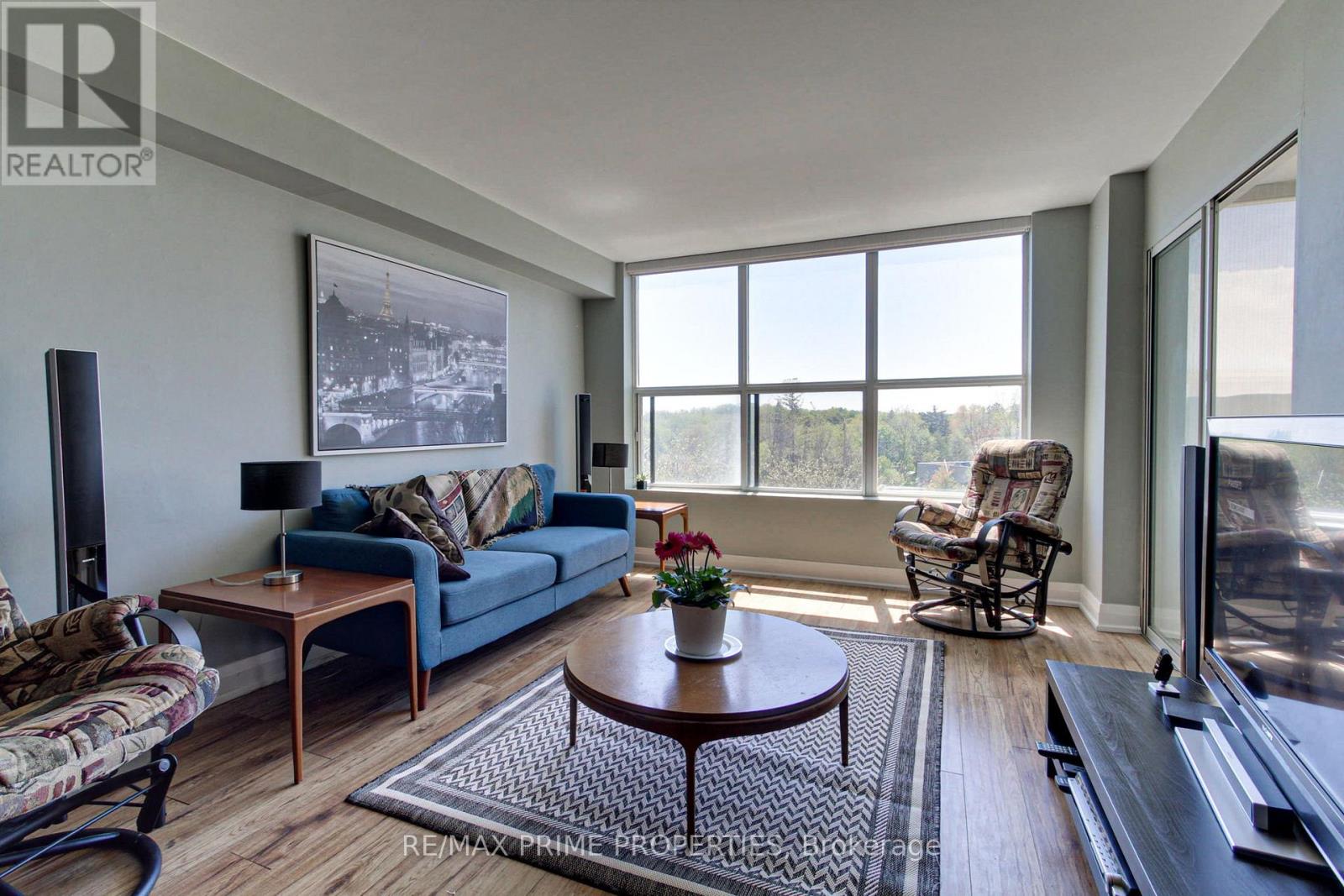 #603 250 DAVIS DRIVE - 11