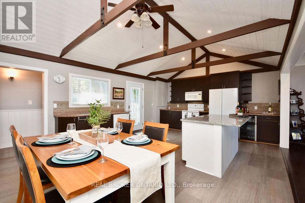 5818 VICTORIA PARK ROAD - 16