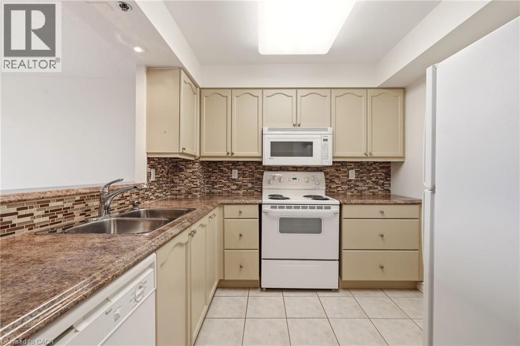 100 BURLOAK Drive Unit# 1415, Burlington, Ontario, L7L6P6 — Photo 7