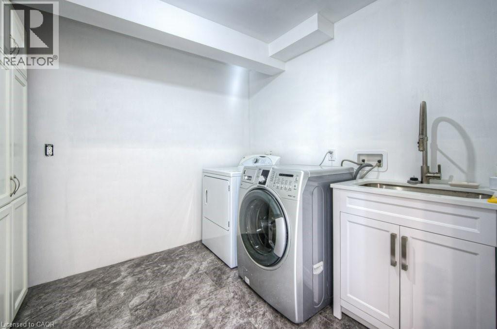 23 CARBERRY Road - 32