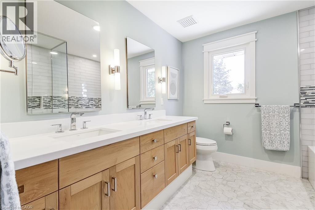 692 COURTLAND Place, Burlington, Ontario, L7R2M6 — Photo 21