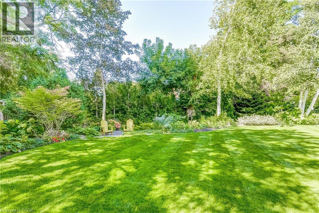 692 COURTLAND Place, Burlington, Ontario, L7R2M6 — Photo 38