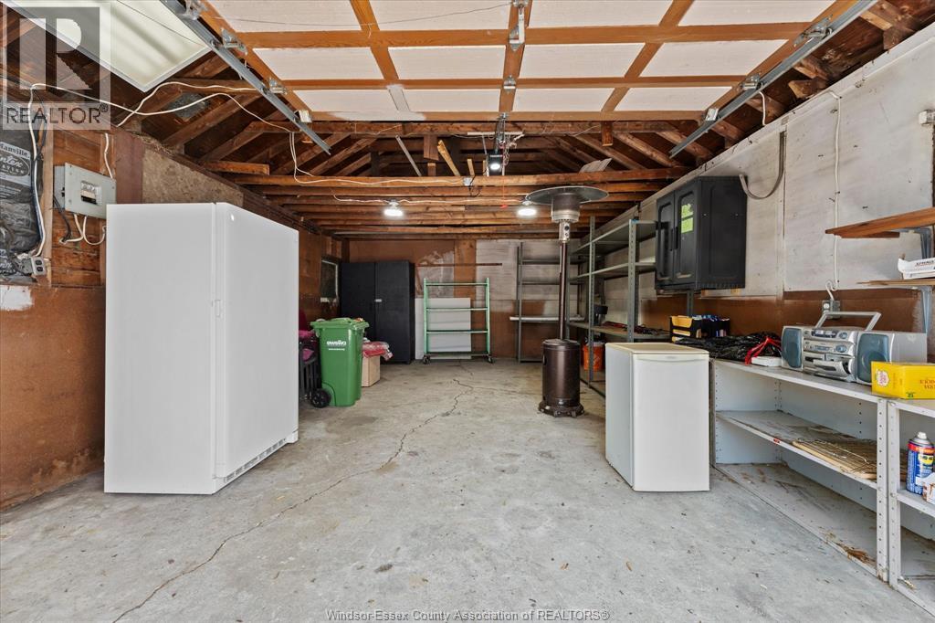 3560 BARRYMORE, Windsor, Ontario, N9C1V3 — Photo 19