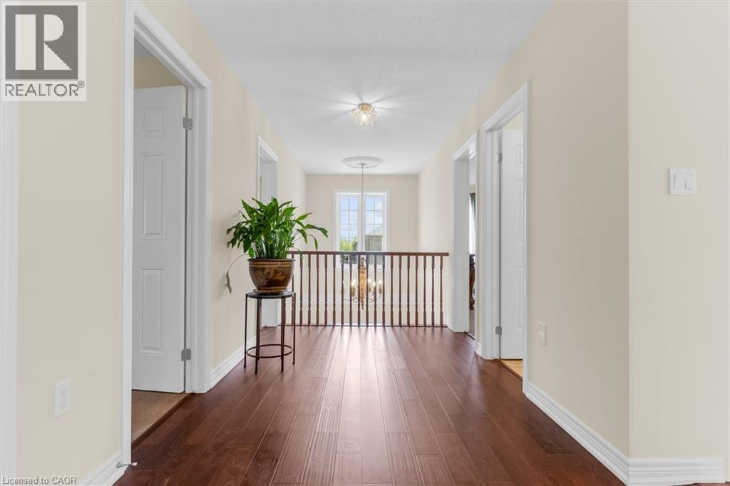 16 WESTRIDGE Drive, Hamilton, Ontario, L9C0C2 — Photo 27