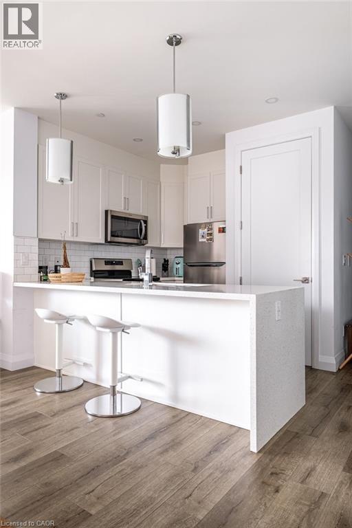 101 LOCKE Street S Unit# 203, Hamilton, Ontario, L8P4A6 — Photo 6