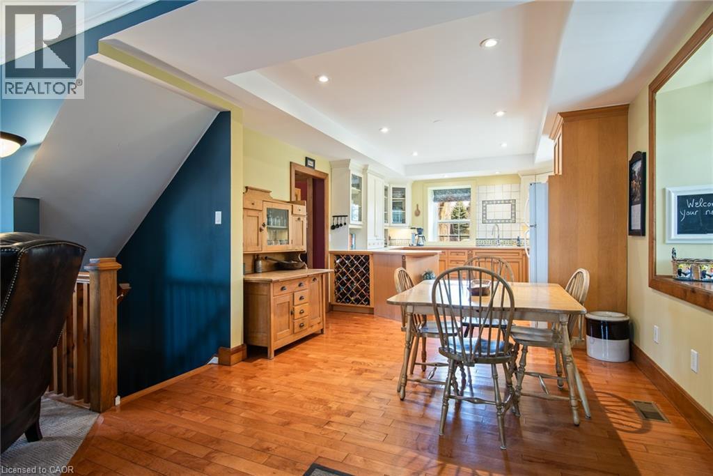 274 WOODRIDGE Drive - 31