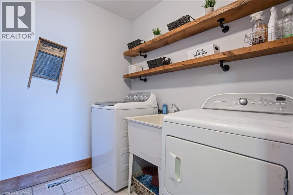 274 WOODRIDGE Drive - 43