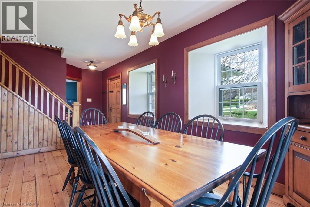 274 WOODRIDGE Drive - 33