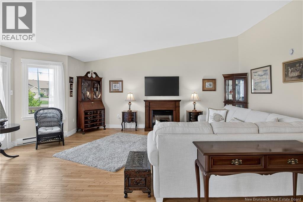 38 Merritt Hill Road - 10