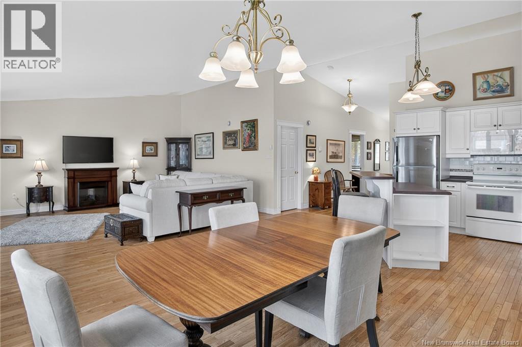 38 Merritt Hill Road - 16