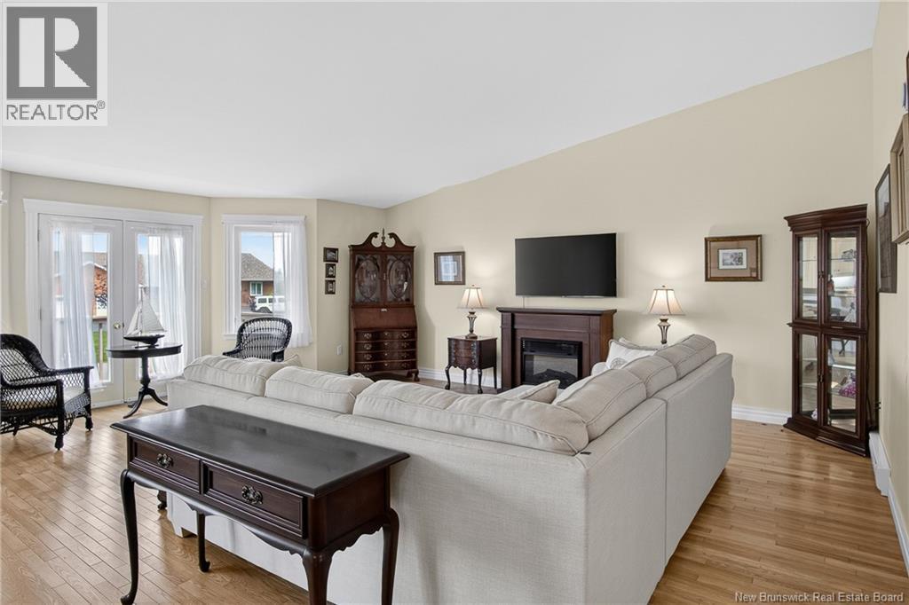 38 Merritt Hill Road - 9