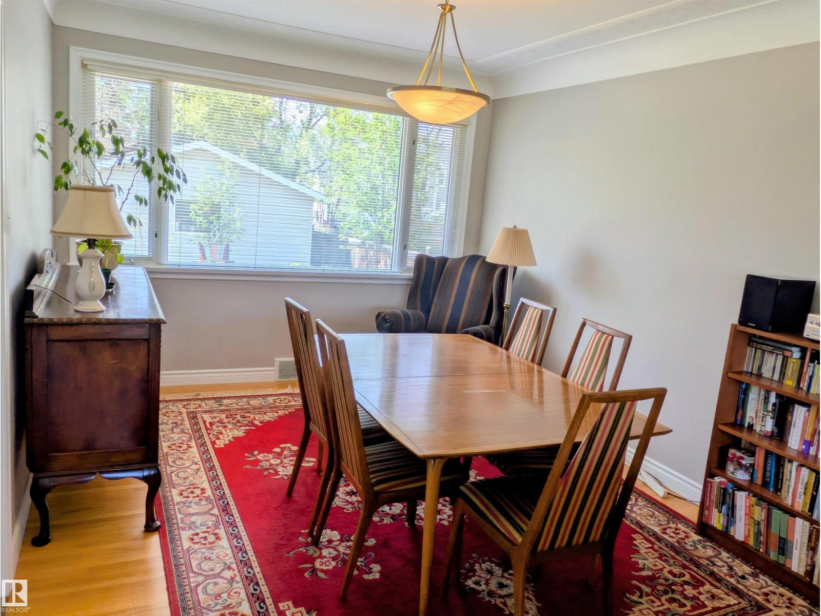 8718 119 ST NW — photo 23
