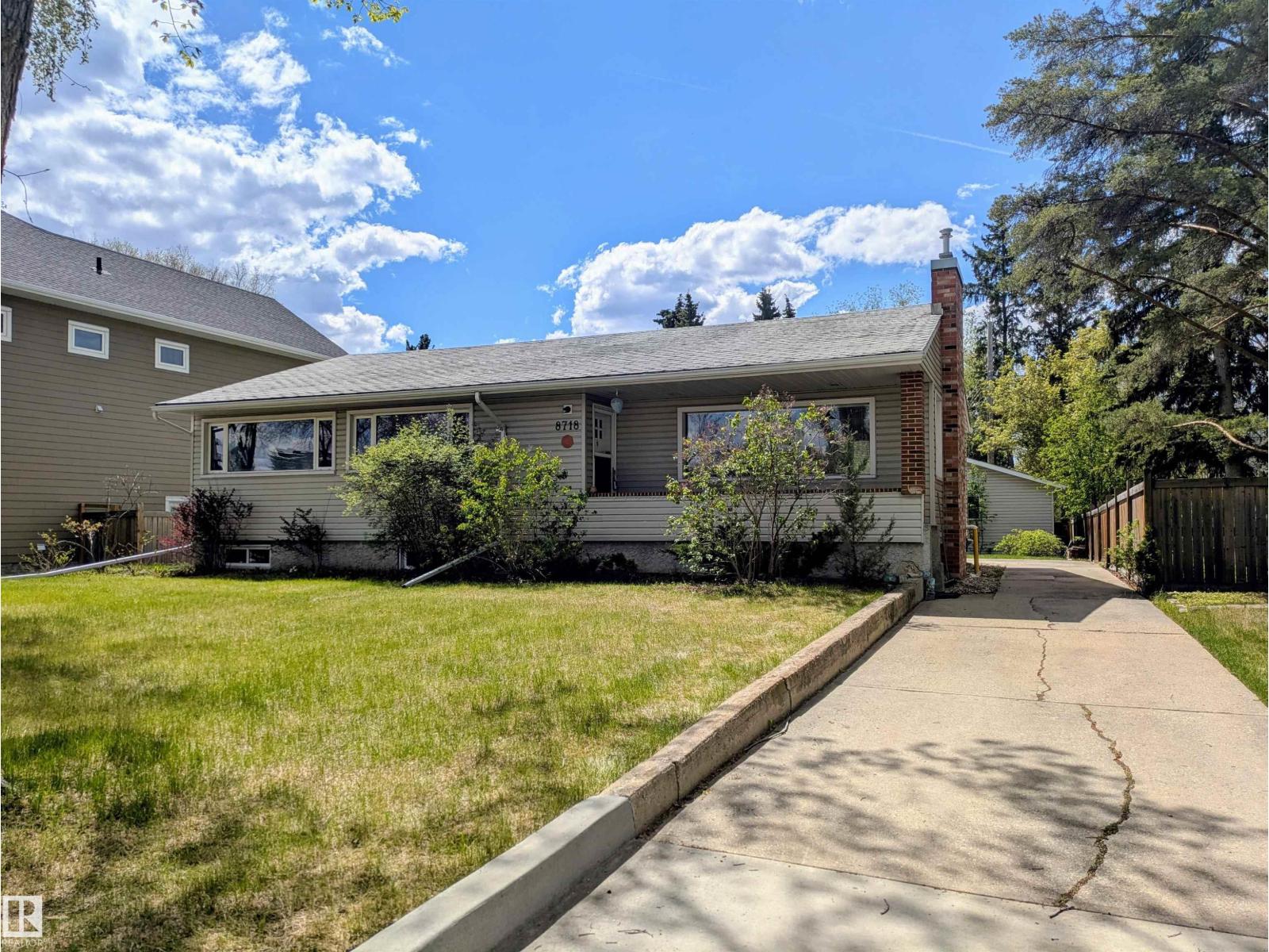 8718 119 ST NW - photo 3