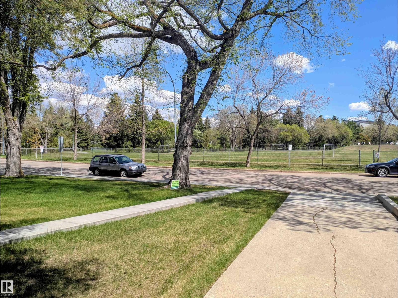 8718 119 ST NW - photo 4