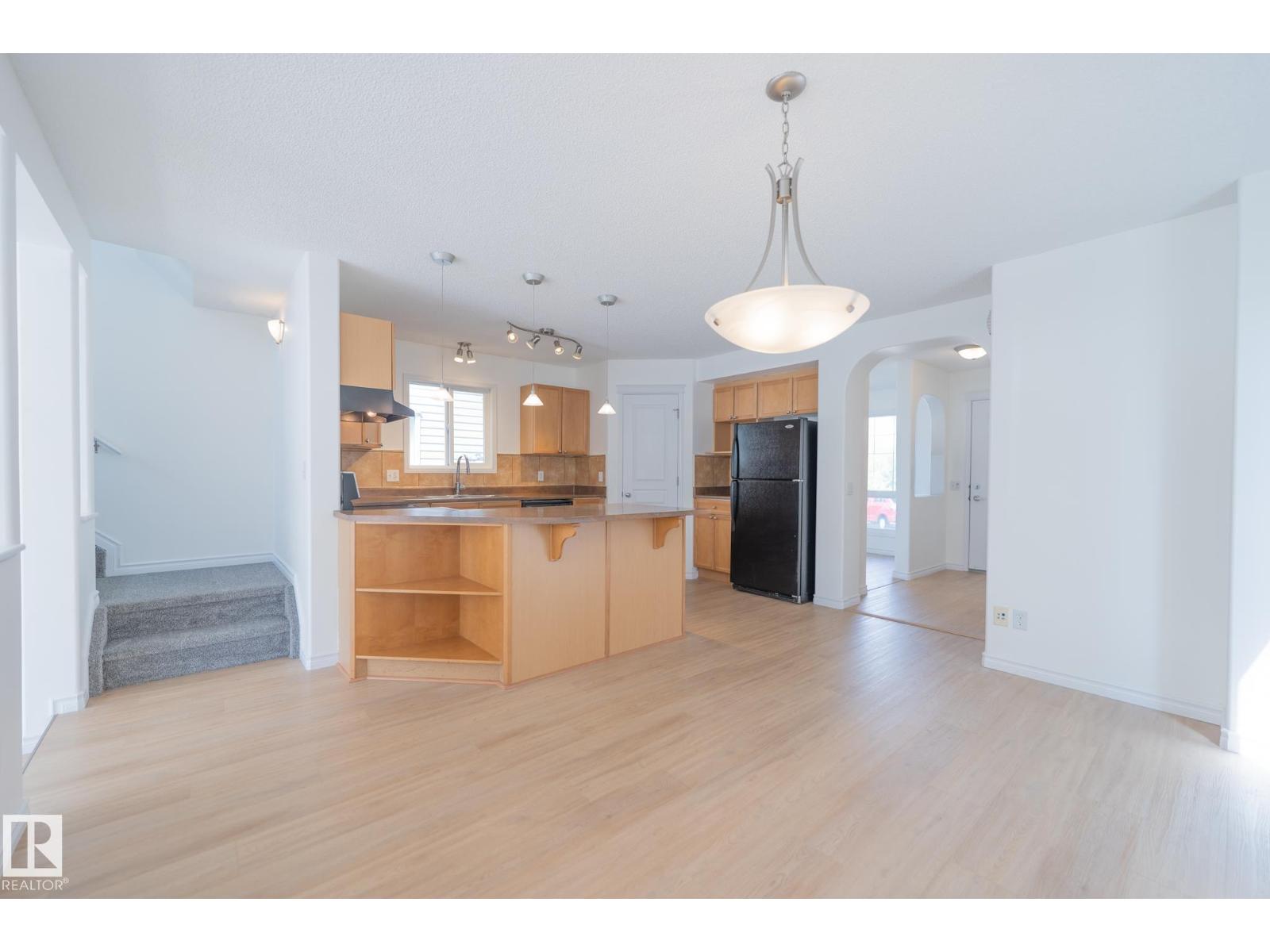 20339 58 AV NW - 12