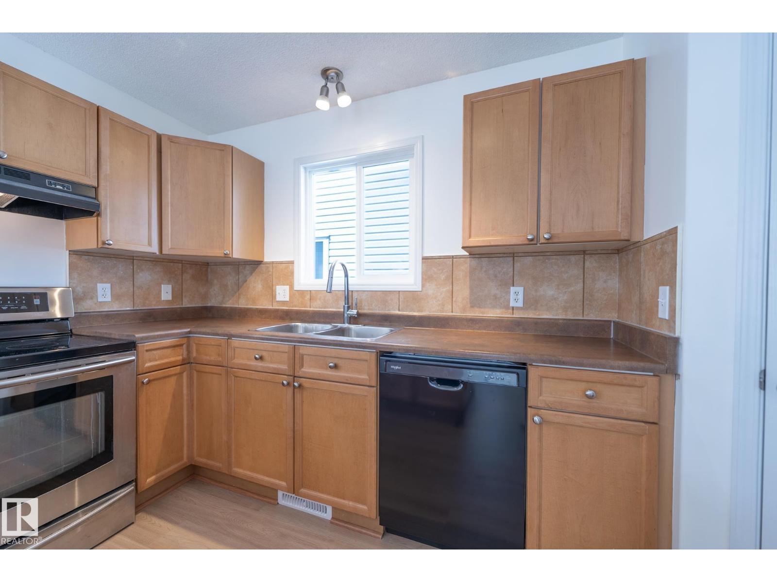 20339 58 AV NW - 17